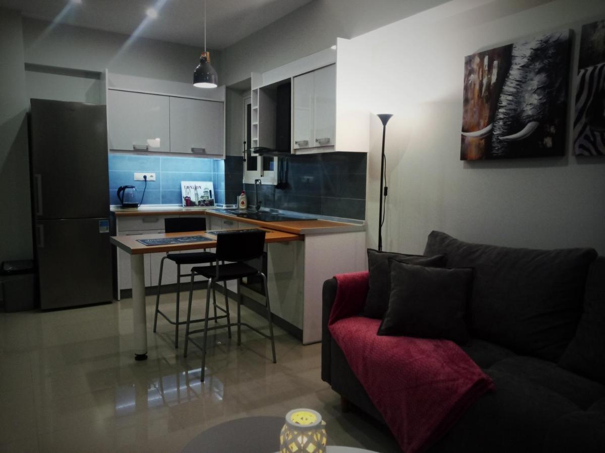 Suite Apartment Athens center, metro Metaxourgeio Buitenkant foto