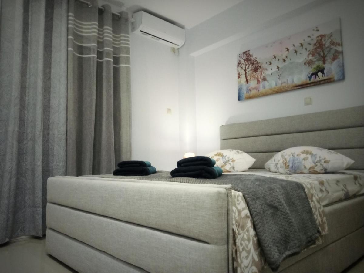 Suite Apartment Athens center, metro Metaxourgeio Buitenkant foto