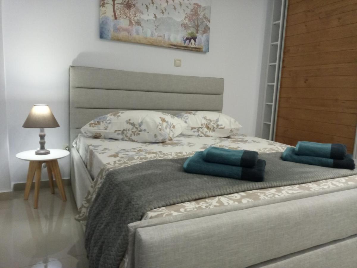 Suite Apartment Athens center, metro Metaxourgeio Buitenkant foto